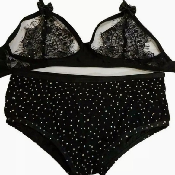 3 piece rhinestone lingerie set 👄💫 - Picture 4 of 4